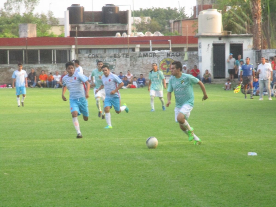 Van por un boleto para la final