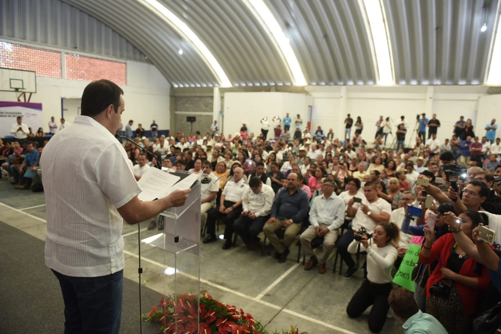 Efectúa gobernador gira en Coatlán del Río, Tetecala y Mazatepec