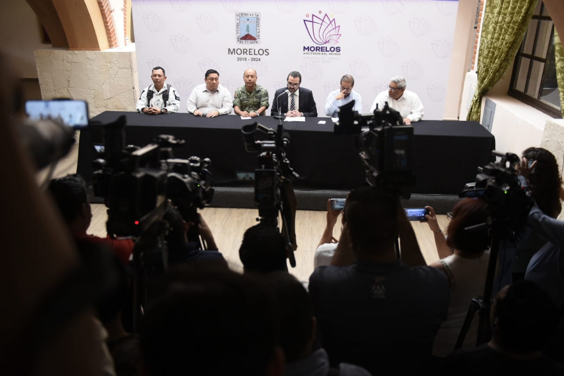 Autoridades retoman el control del penal de Atlacholoaya; seis internos murieron