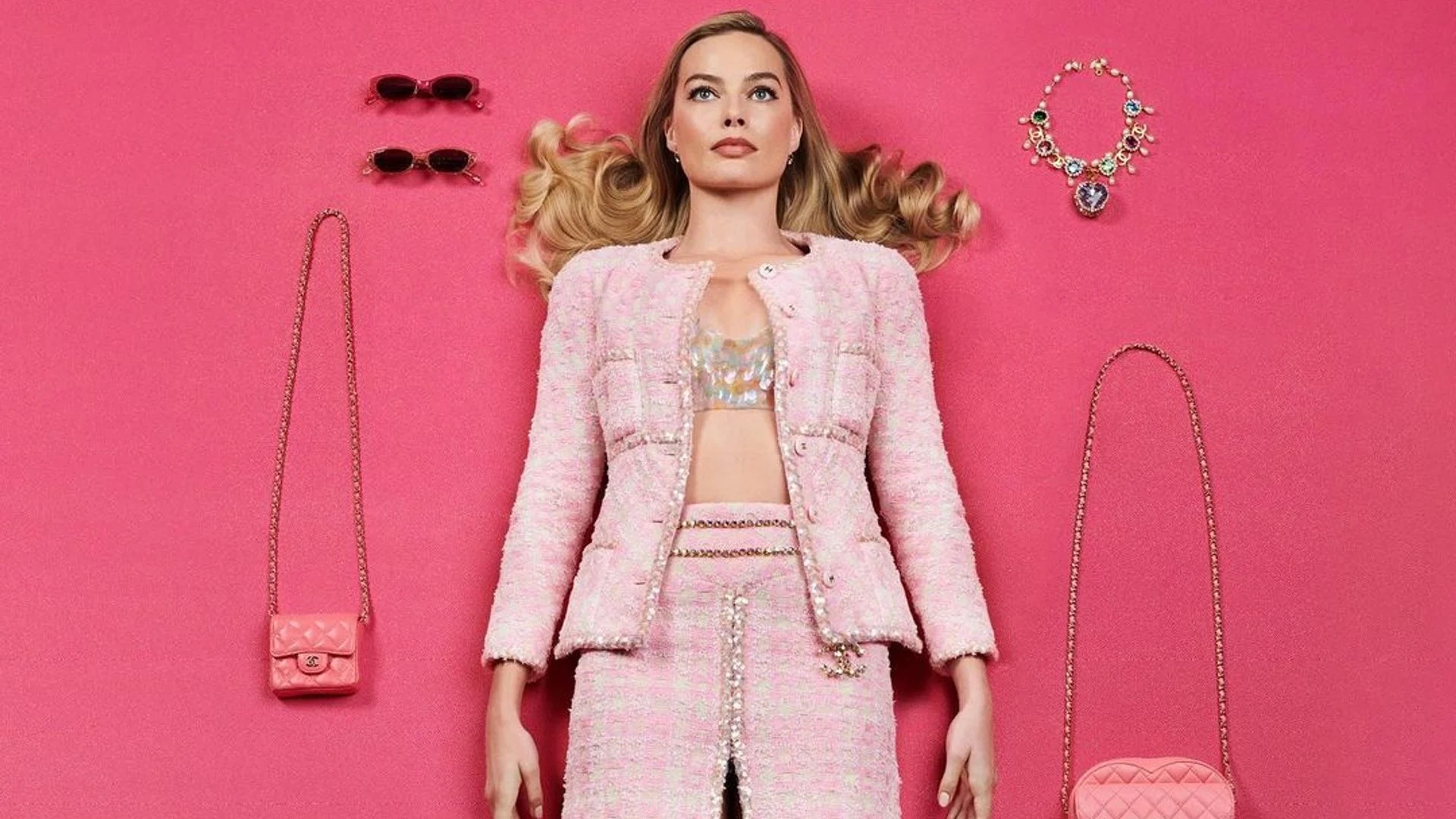 'Barbie: The World Tour': Libro inmortaliza atuendos de Margot Robbie