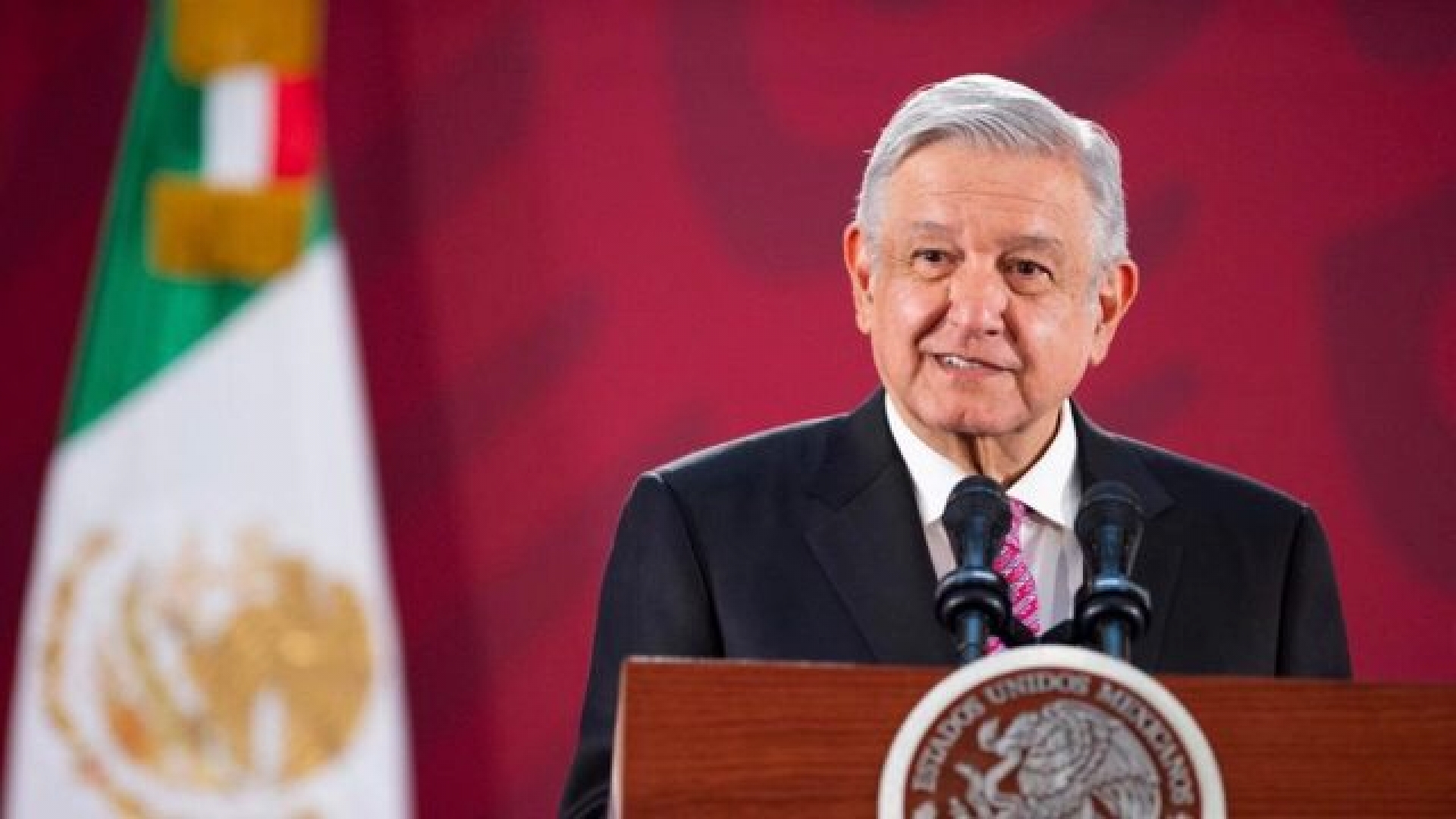AMLO reprueba agresión a periodista tras informe