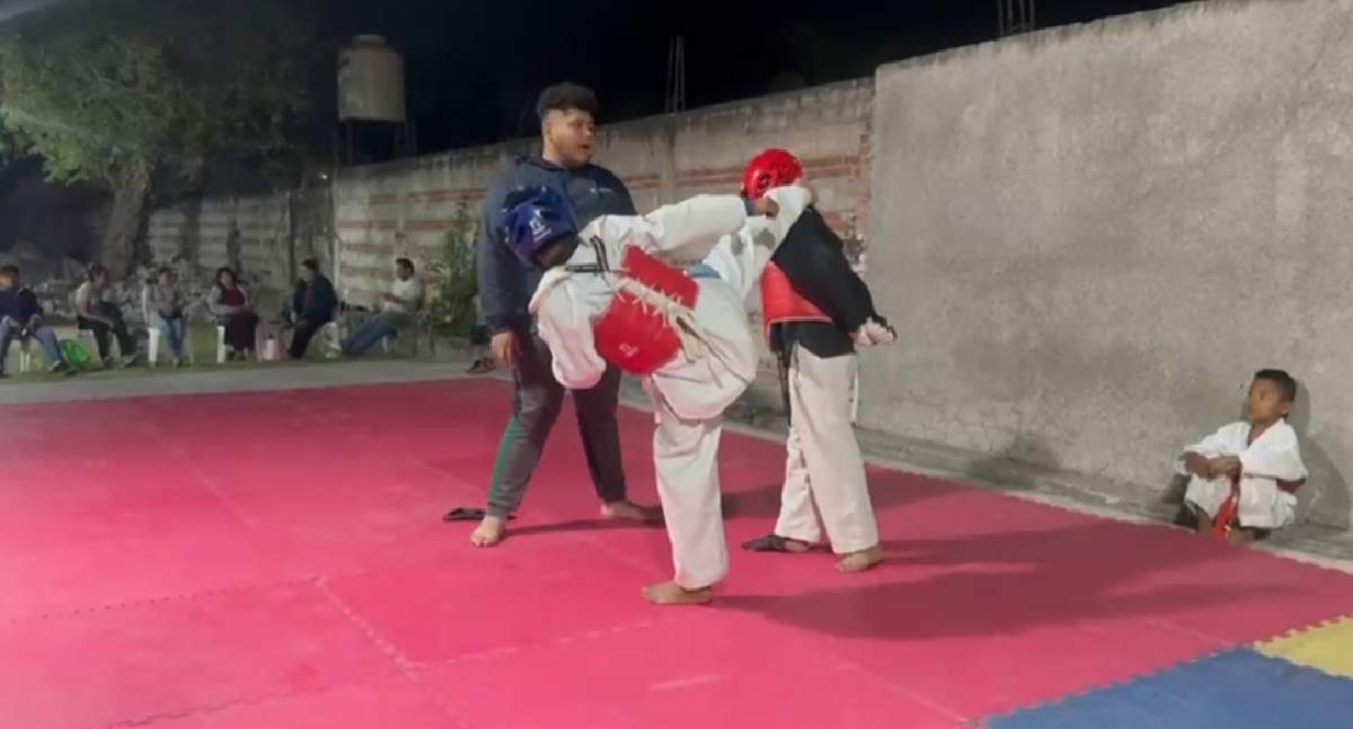 Taekwondo de Coatetelco busca lugar en la selección Morelos