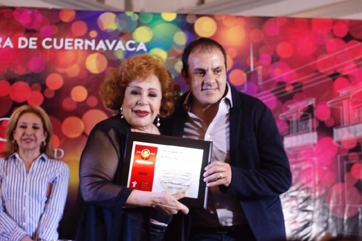 Reconoce Cuauhtémoc Blanco trayectoria de Silvia Pinal