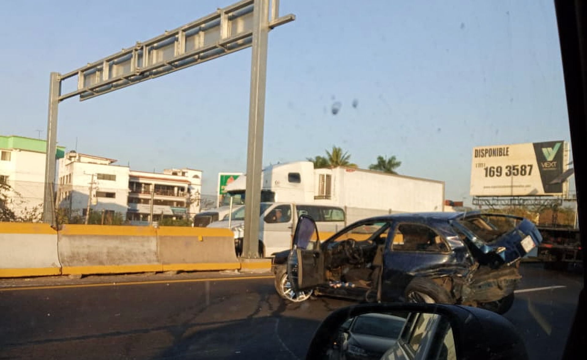 Accidente automovilístico en la autopista México-Acapulco