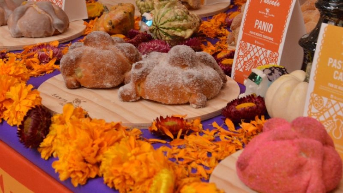 ¿Cuántas calorías tiene el pan de muerto? ¡Descúbrelo y modérate un poco!