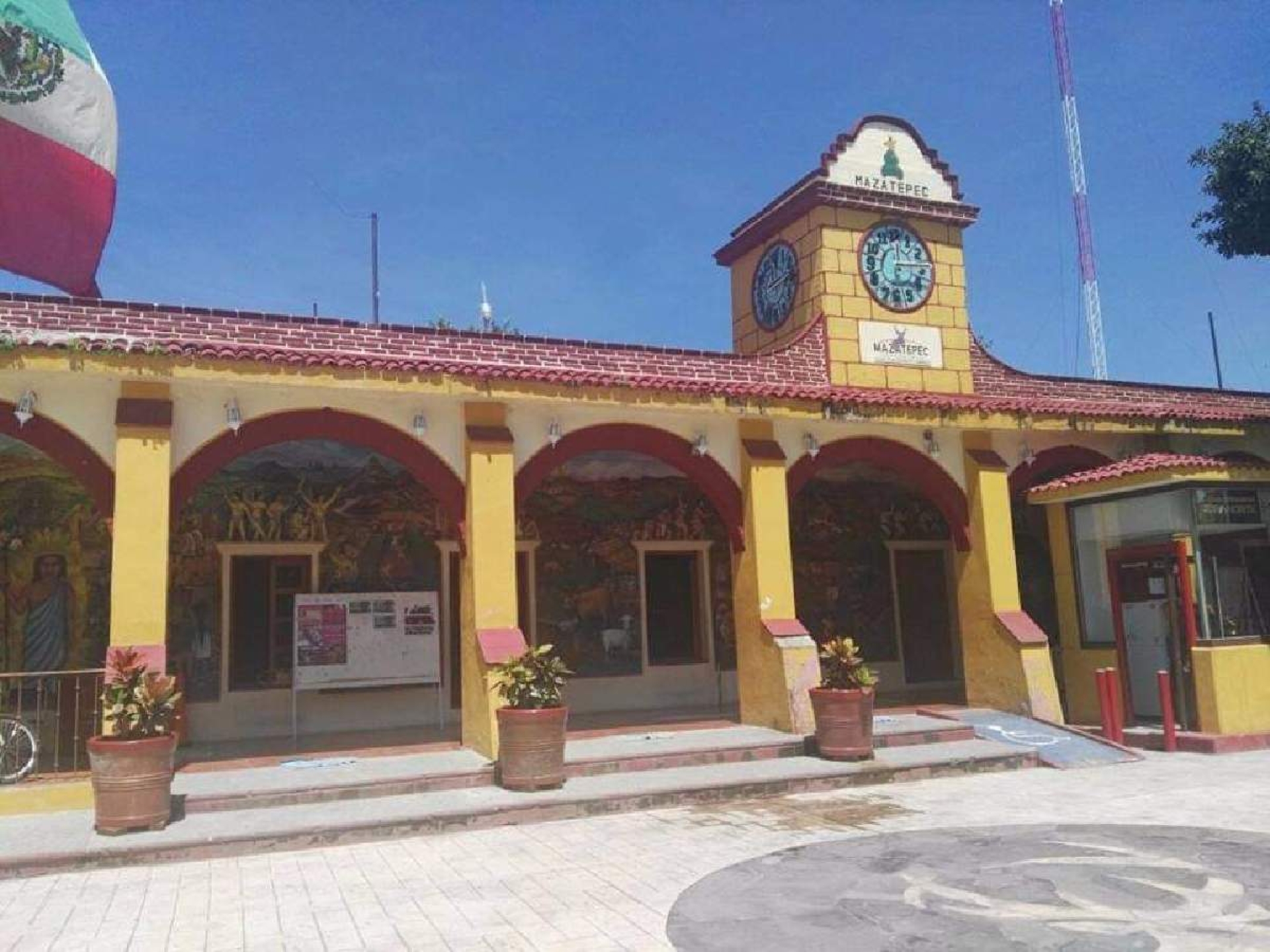 Inician despidos escalonados en el Ayuntamiento de Mazatepec