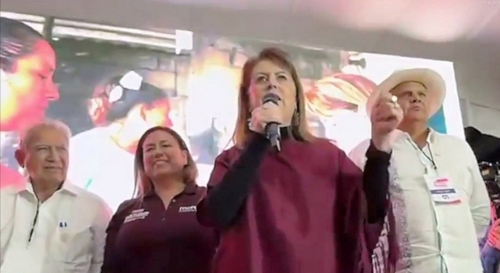 Asegura Margarita González Saravia que ganó el debate