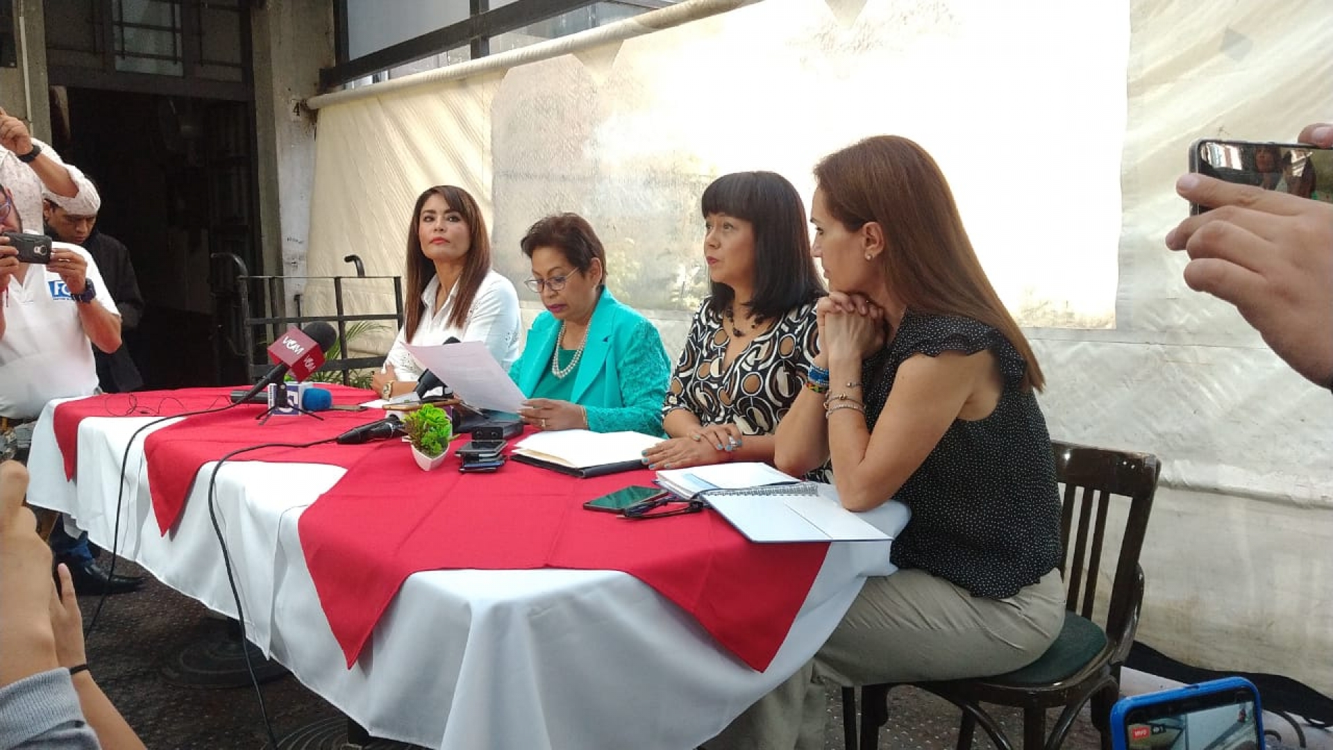 Se pronuncian porque el Congreso elija a una mujer para presidir la CDHEM