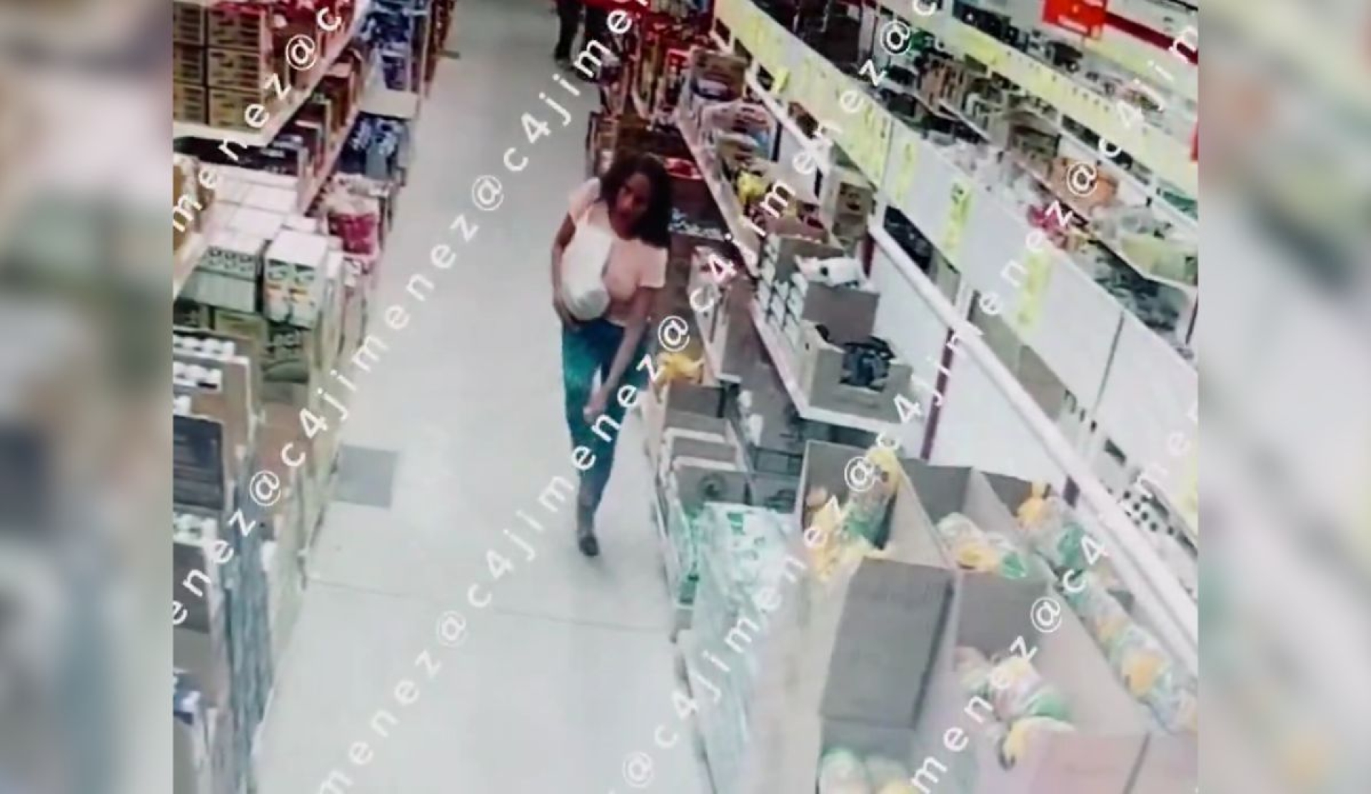 México supera a la IA: mujer hace limpia con huevo y lo devuelve