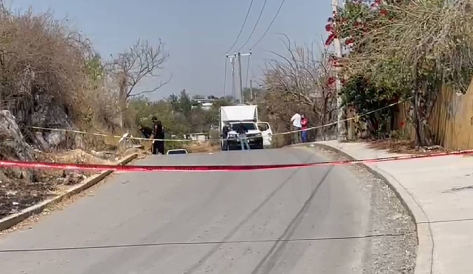 Balean a dos individuos en la Calera Chica