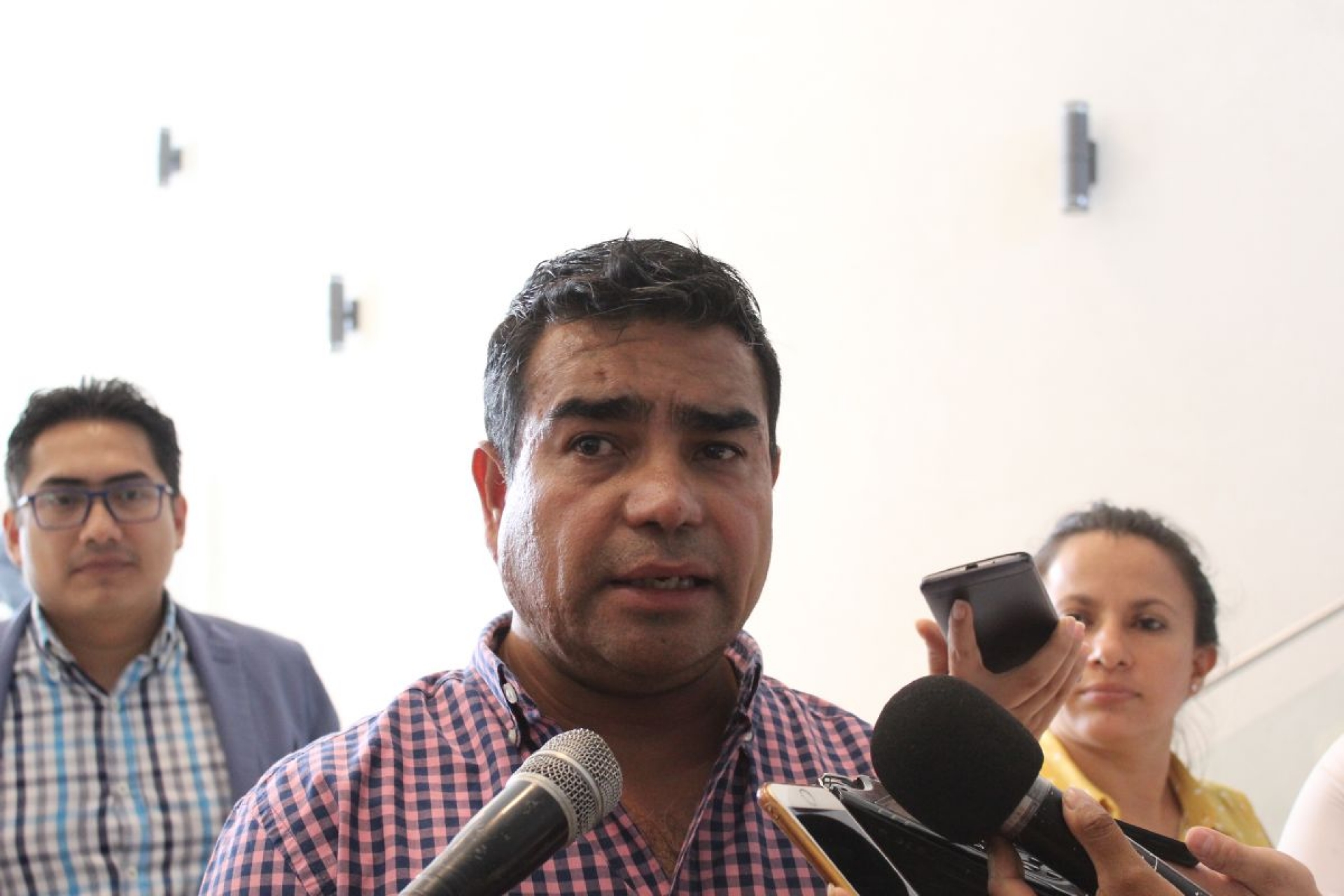 Plantean enjuiciar a Graco y a exdiputados por la designación de fiscal