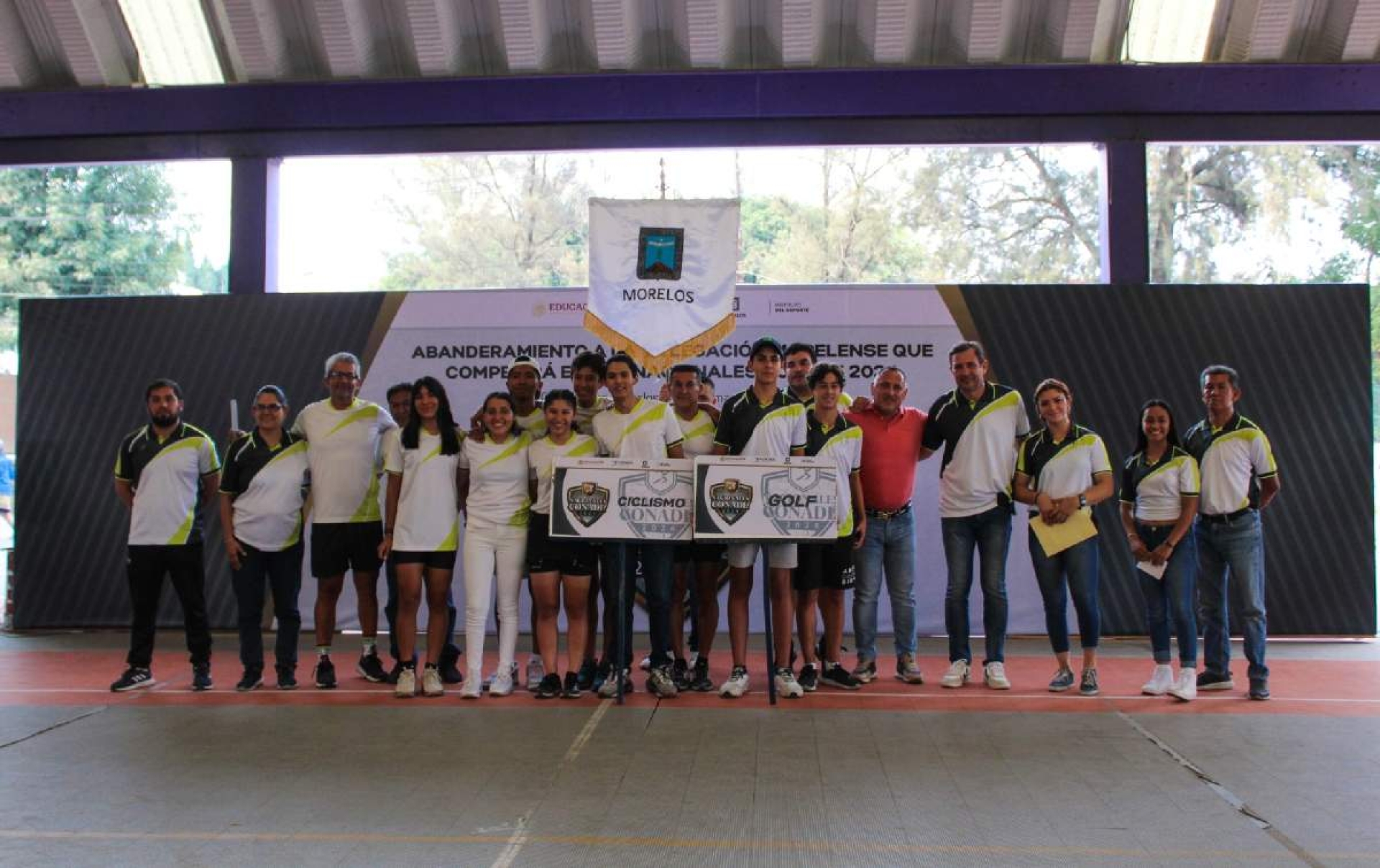 Abanderan a delegación morelense que competirá en Nacionales Conade 2024