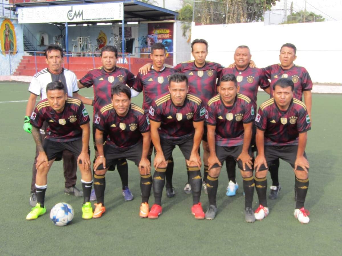 Bati-Cuautla pega primero