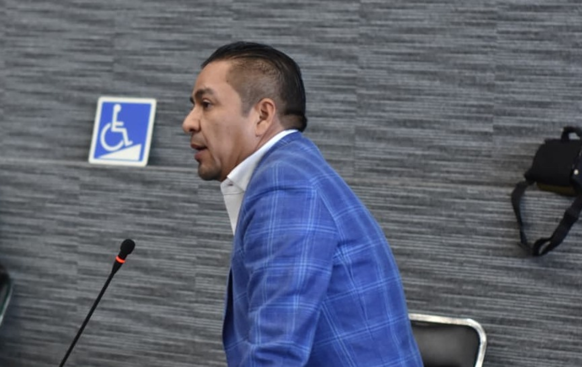 Llama Congreso a ayuntamientos a reforzar regulación en expedición de licencias de funcionamiento a casas de gestorías