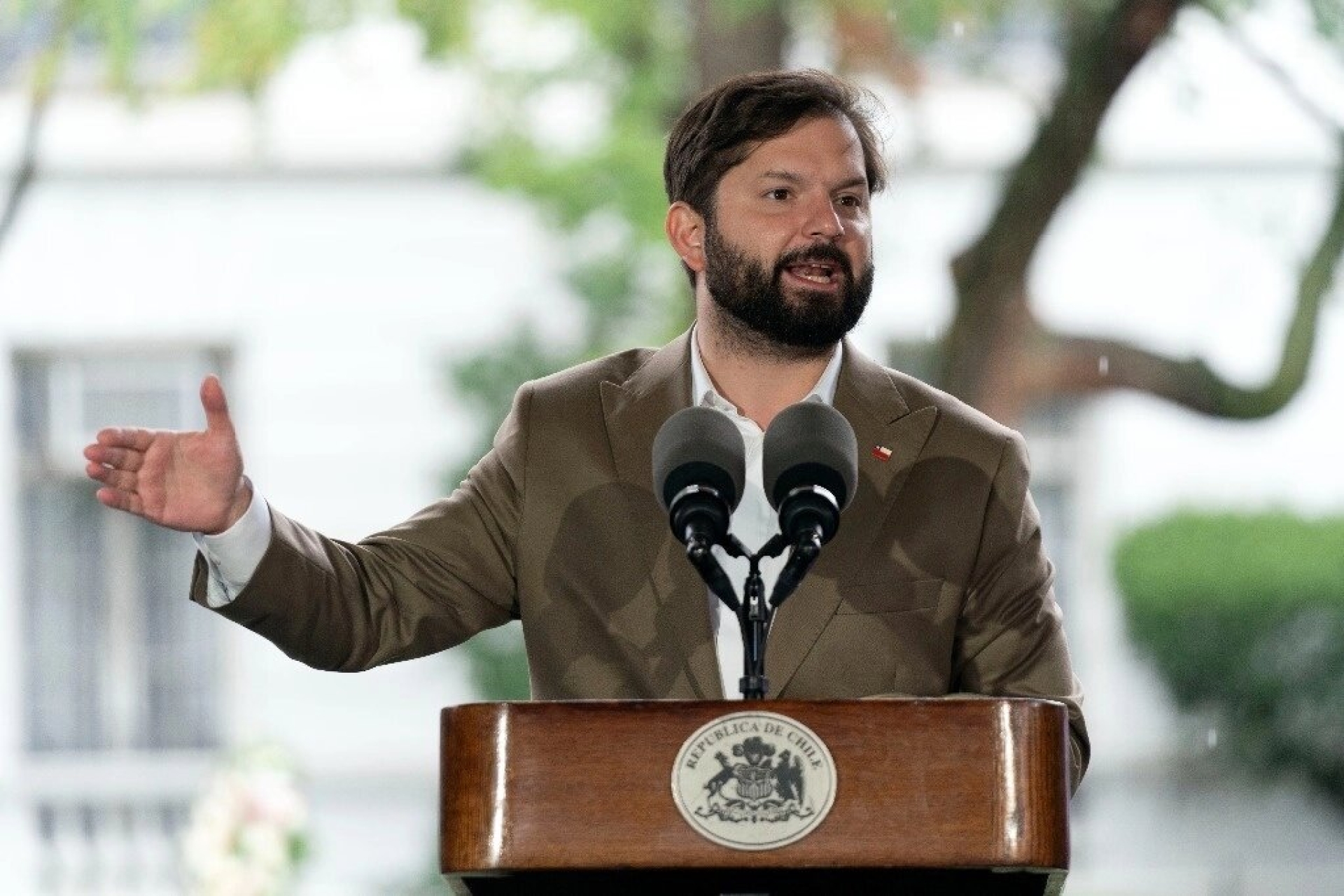 Gabriel Boric cuestiona resultados electorales en Venezuela: 'son difíciles de creer'