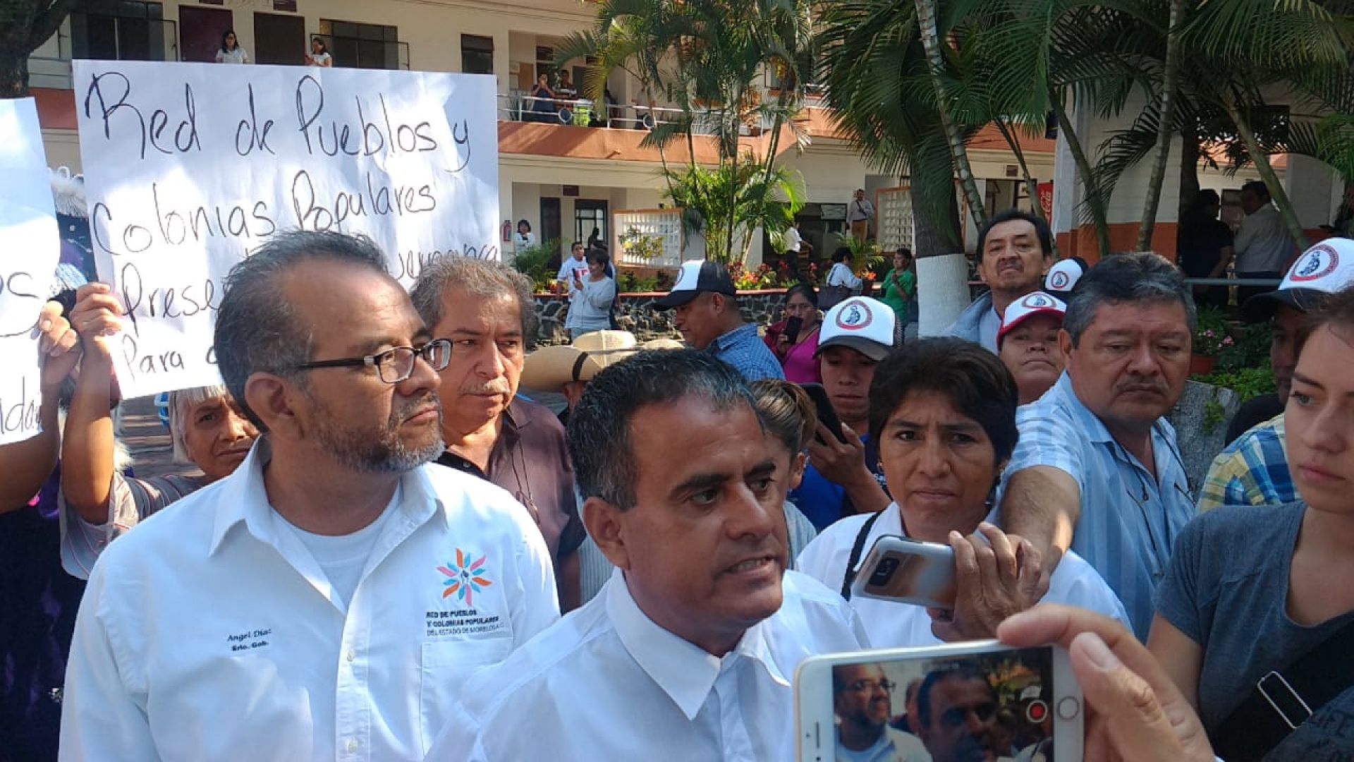 Integrantes de la red de pueblos y colonias populares protestaron en Cuernavaca