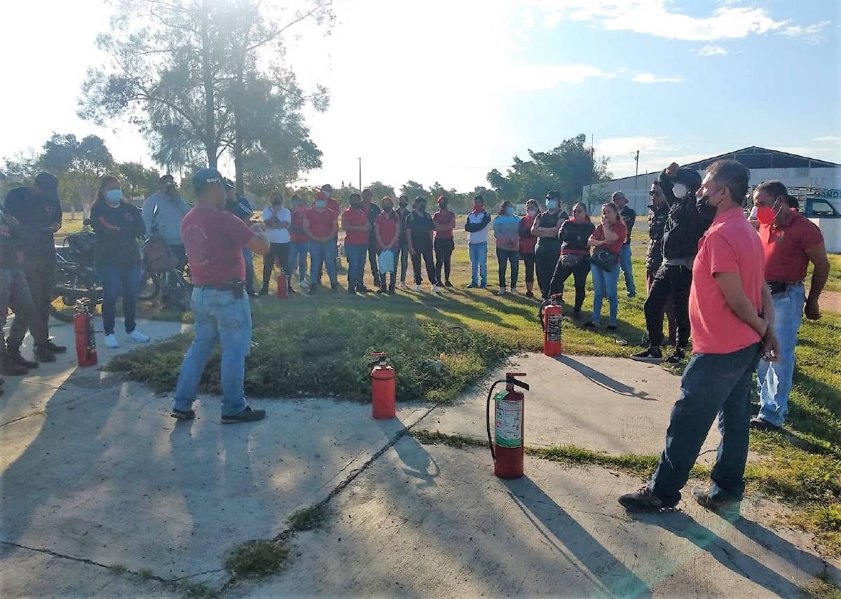 Capacita PC a comerciantes de Cuautla en atención de emergencias