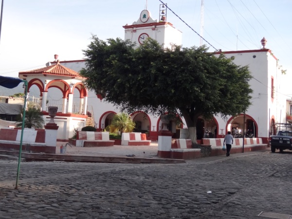 Continúa la campaña de regularización de predios en Tlayacapan