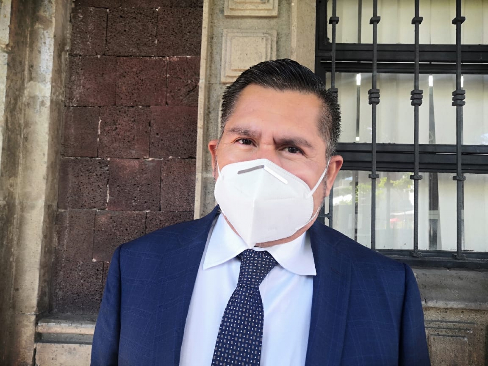 Sigue en revisión expediente sobre presuntas irregularidades en el IEBEM