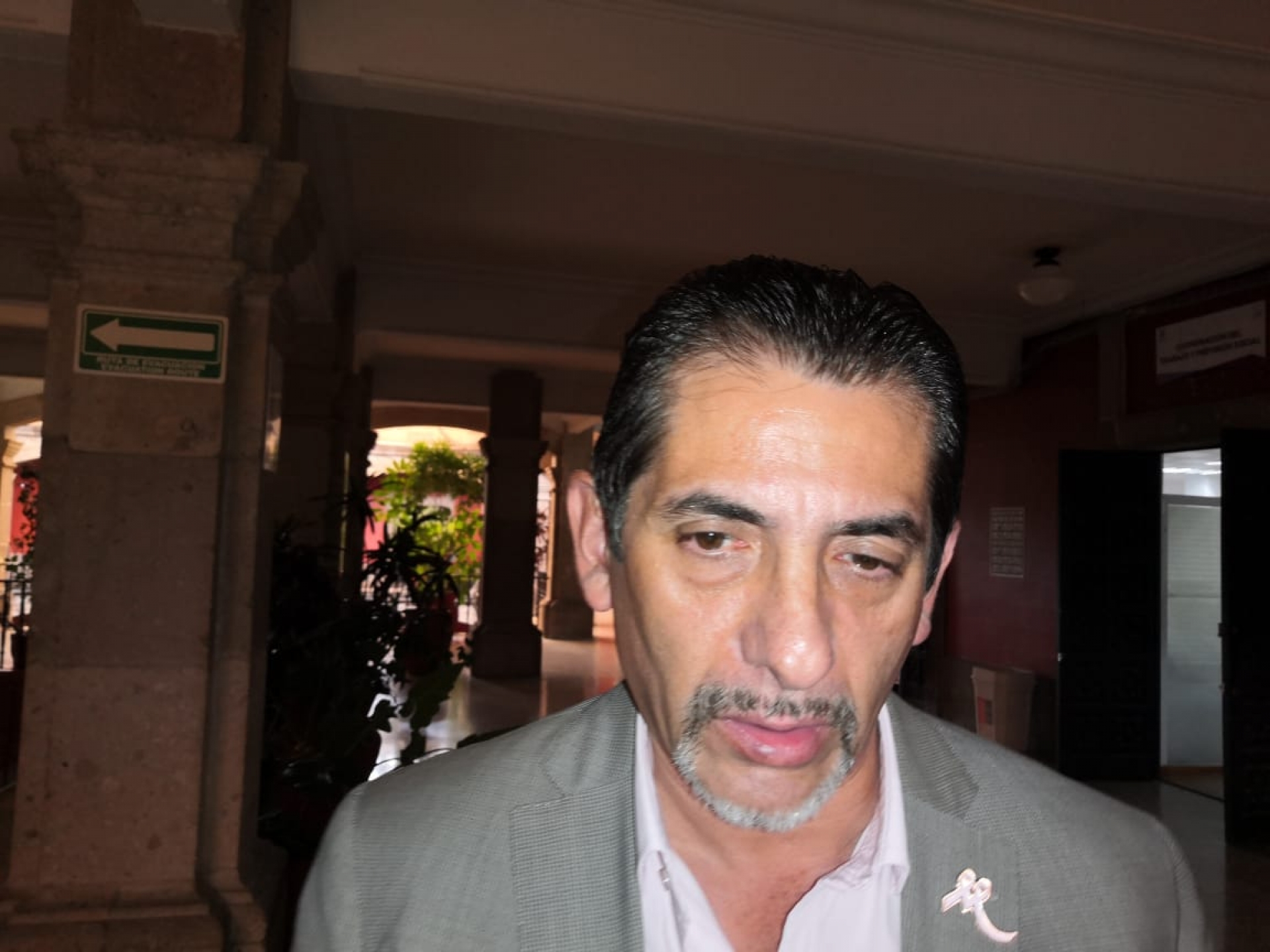 Refiere secretario de Salud rezago en la entrega de vacunas contra la influenza