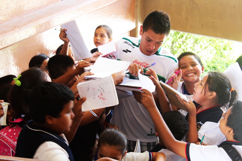 Hoy, firma de autógrafos de jugadores de Zacatepec Siglo XXI