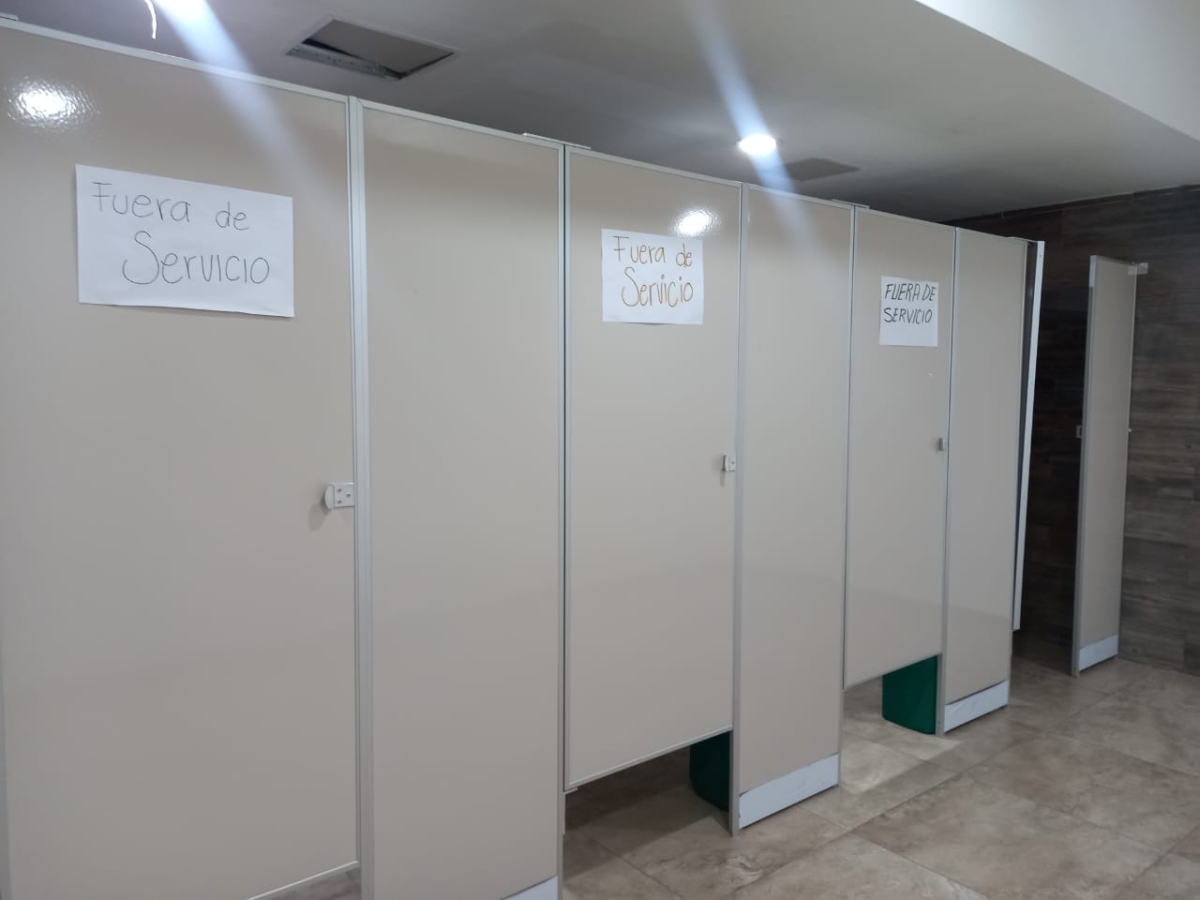 'Fuera de servicio' en la sede legislativa local