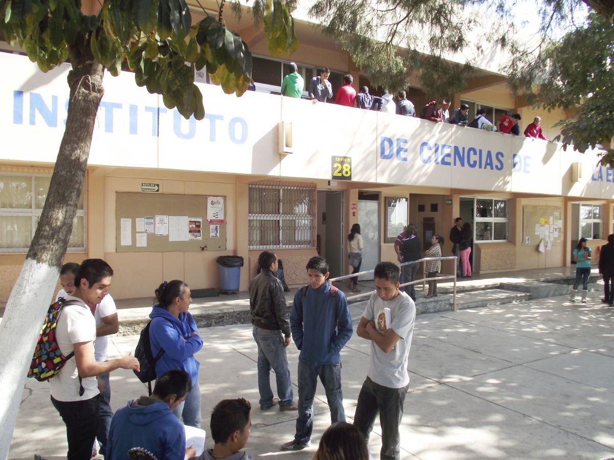 Realiza Instituto de Ciencias de la Educación colecta de víveres para damnificados por sismo