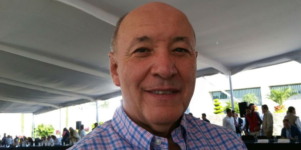 Refiere secretario de Hacienda que se contemplan ajustes al paquete económico para el 2018