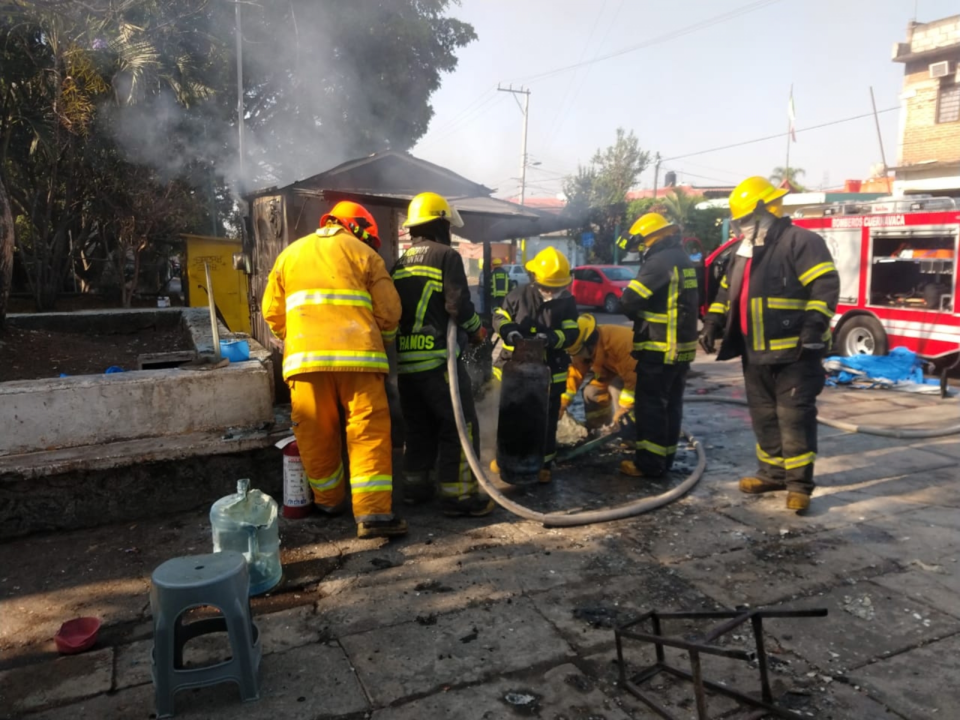 Intensa actividad de auxilios de PC Cuernavaca a la población