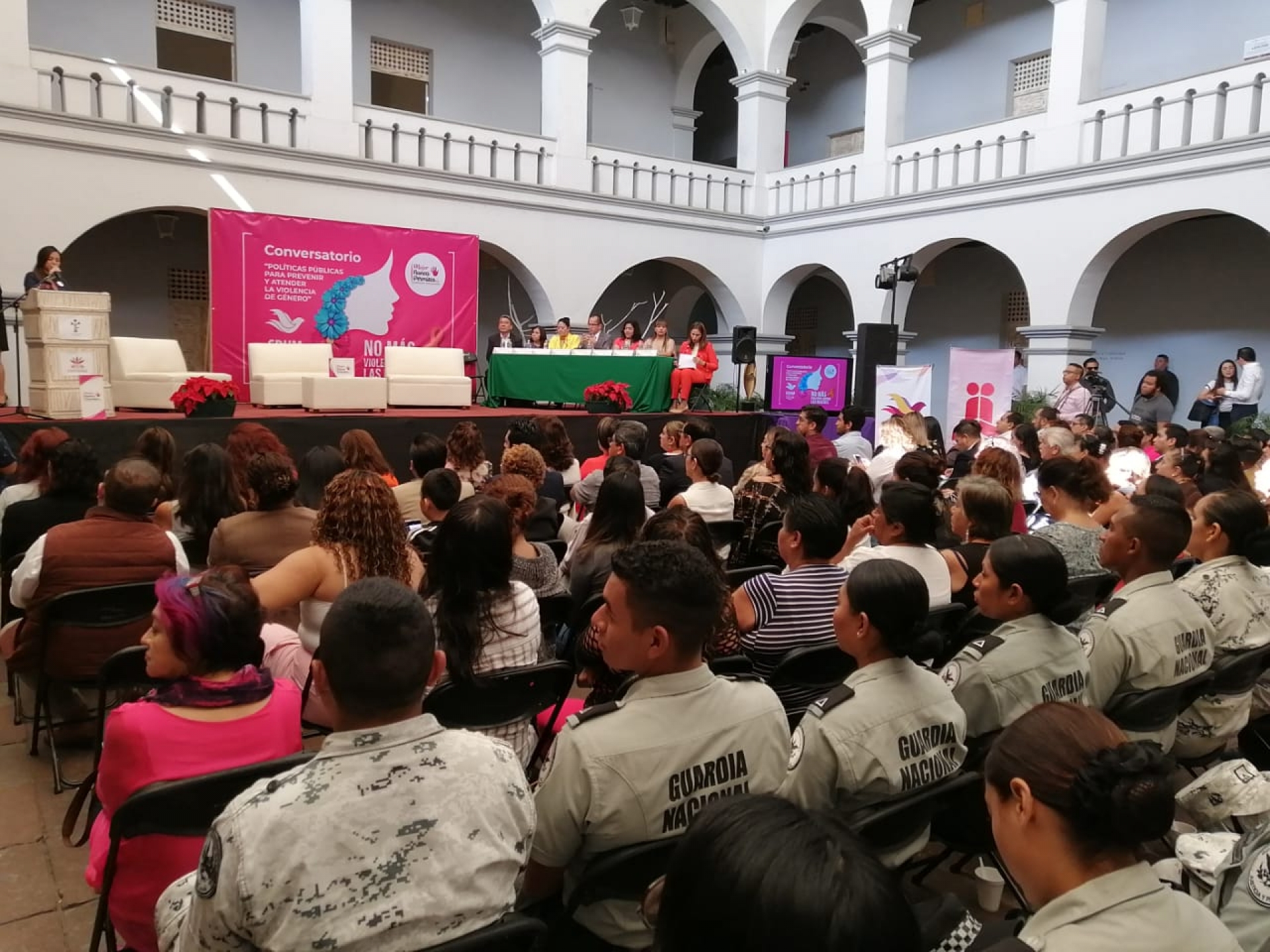 Efectúan conservatorio 'Políticas públicas para prevenir y atender la violencia de género'