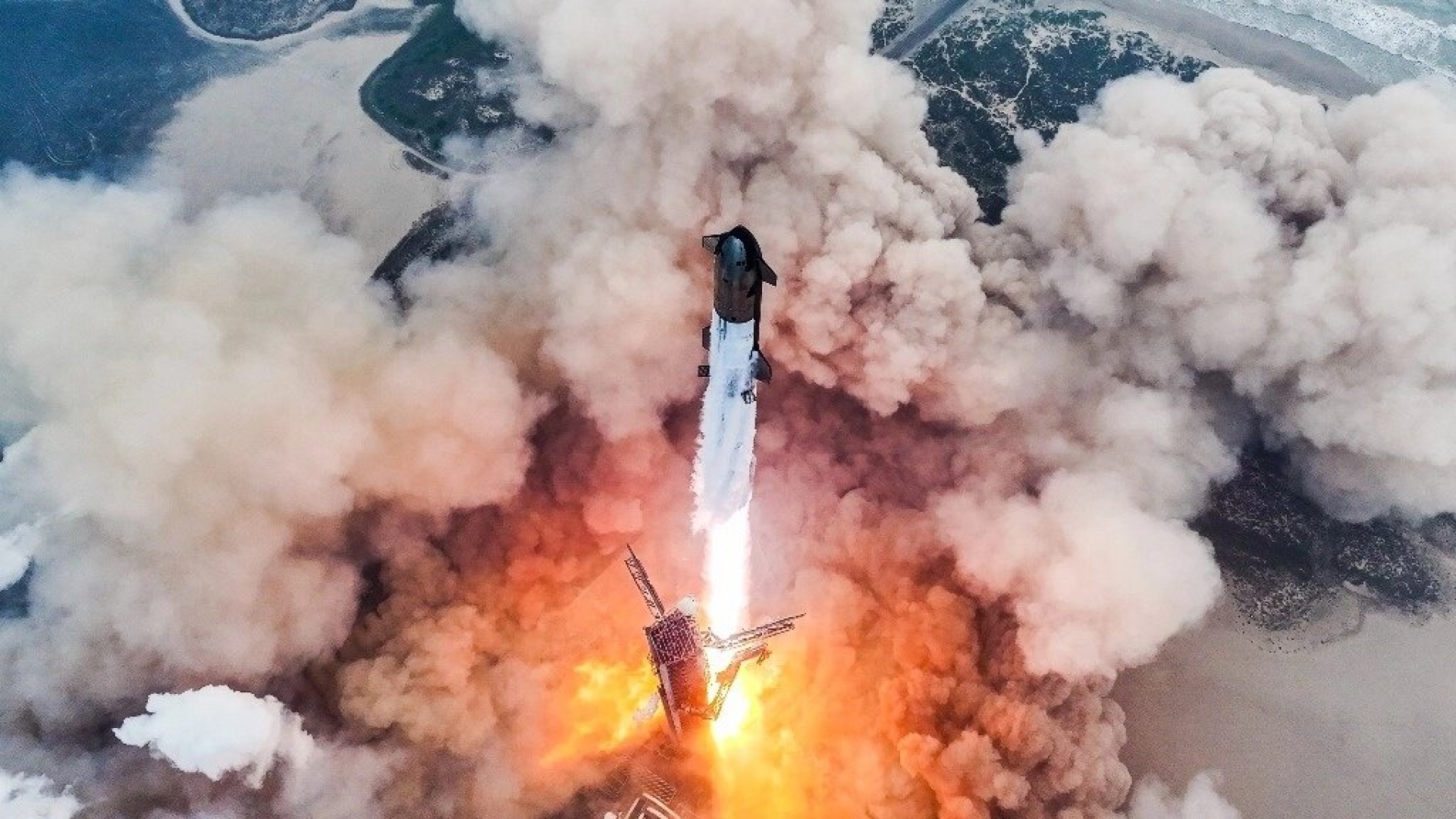 La nave Starship logra despegue y retorno exitosos a Tierra