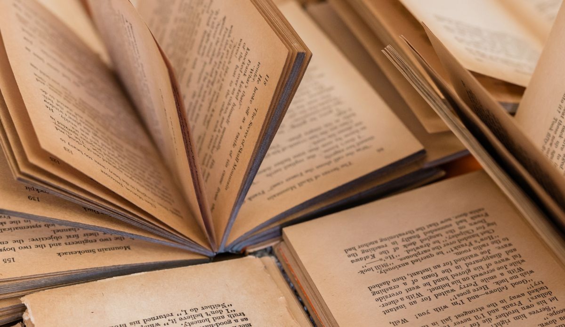 Día Internacional del Libro: un homenaje a la palabra y los libros más leídos en el mundo