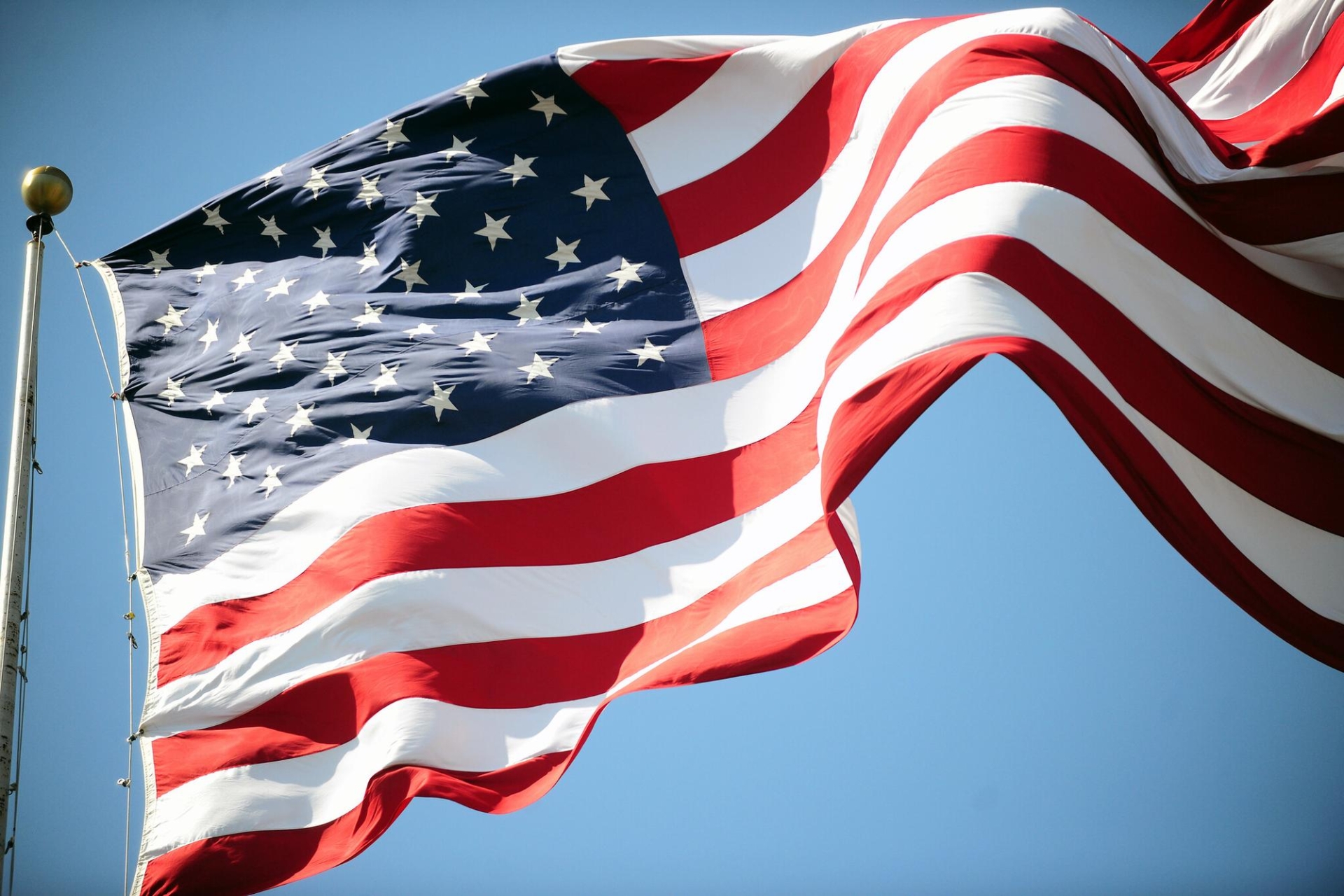 Estados Unidos aún no está listo para escoltar buques en estrecho de Ormuz