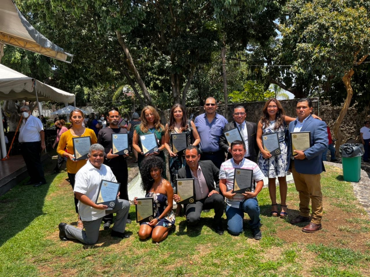 Reconoce UAEM a docentes