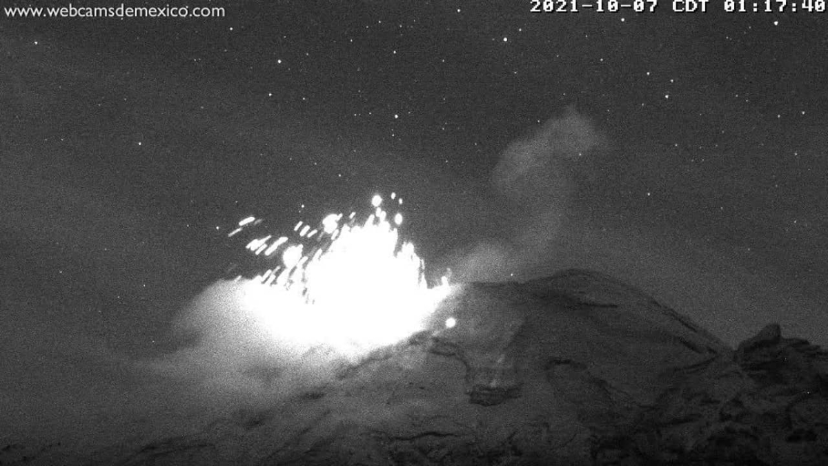 Volcán Popocatépetl registró explosión moderada
