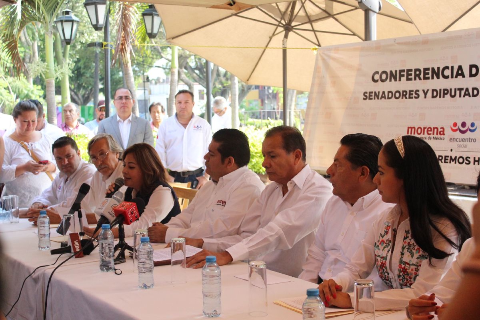 Morenistas que buscan cargos federales arrancan campaña
