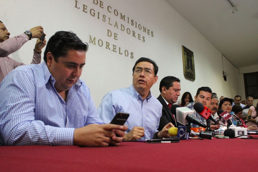 Diputados del G-10 se quejan de intimidación