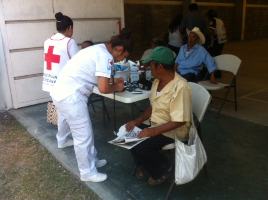 Inician los recorridos del Camión de la Salud por los municipios de la zona poniente y Amacuz