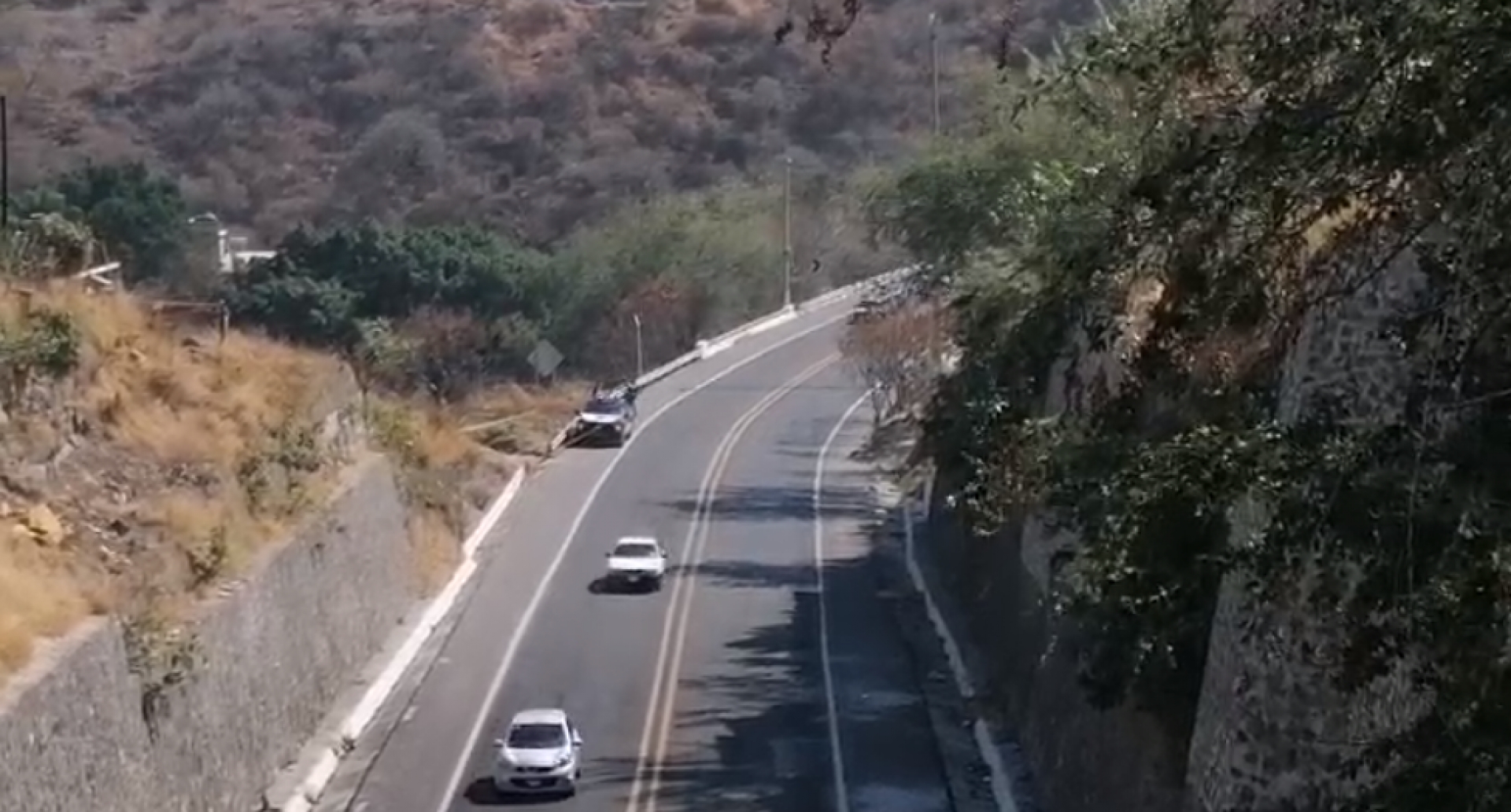 Asesinan a tiros a dos hombres en Xochitepec