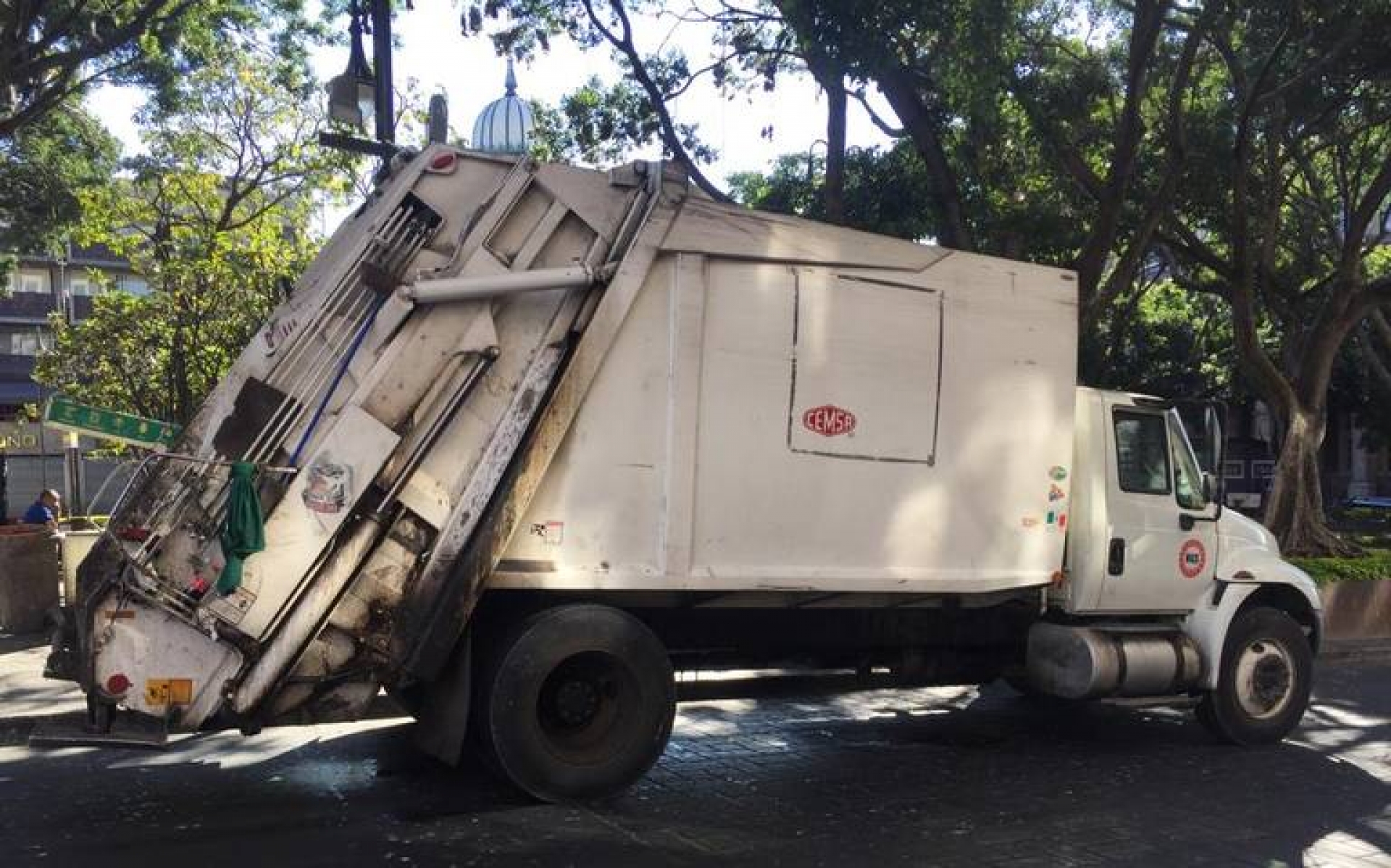 Alerta ayuntamiento capitalino sobre intento de cobros indebidos del servicio de limpia