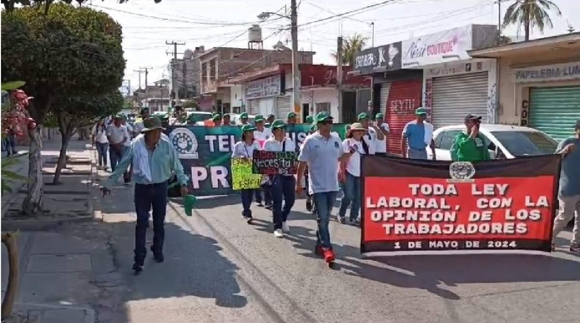 Insisten trabajadores de Telmex en construcción de tienda en Jojutla