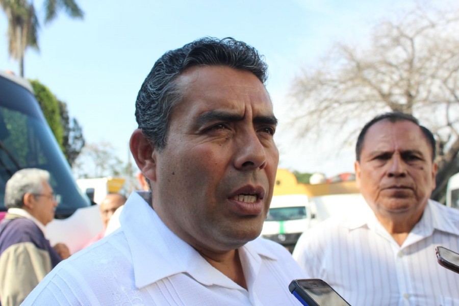 David Martínez dice que también piratas de otros estados trabajan como taxis en Morelos