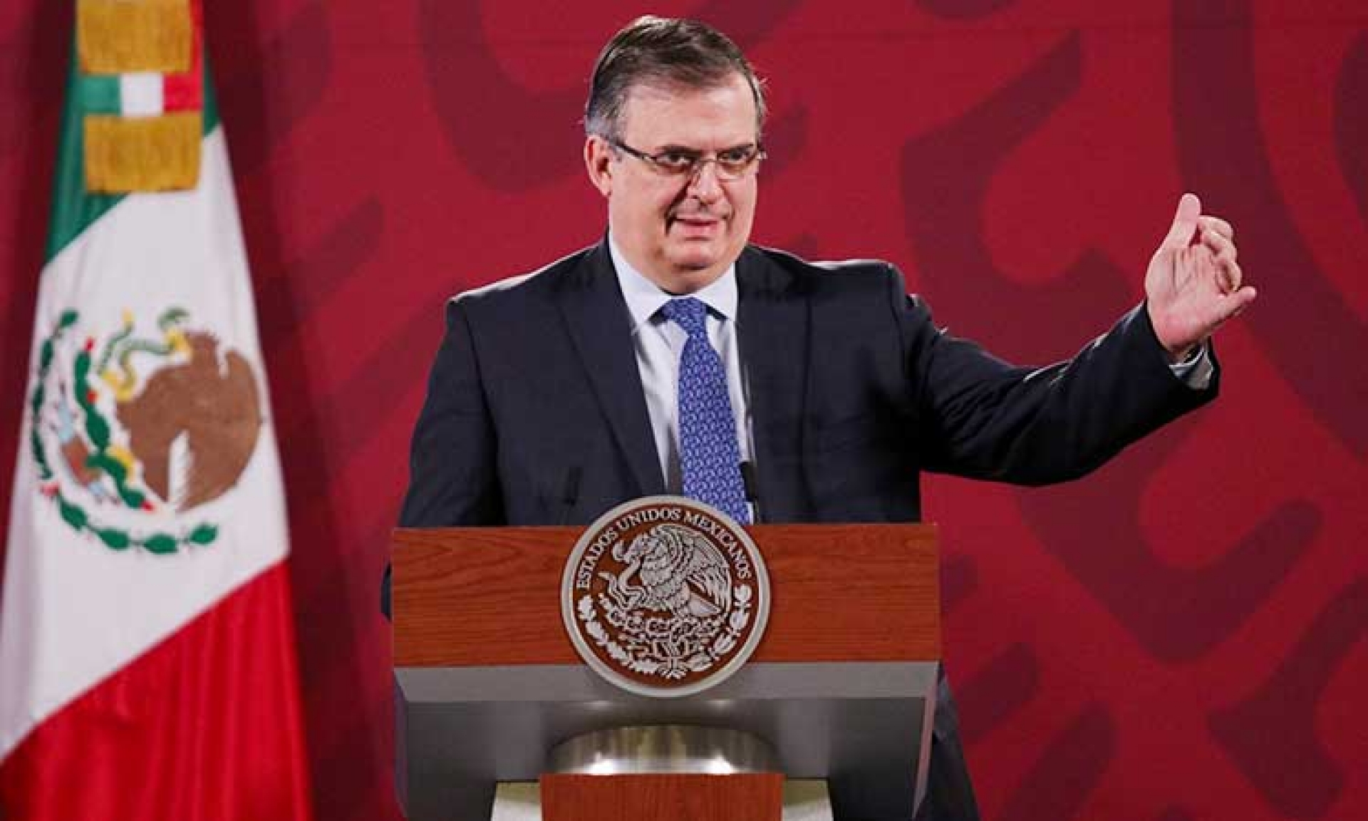 Ebrard felicita a la Ssa por precompra de 35 millones de dosis de vacunas COVID