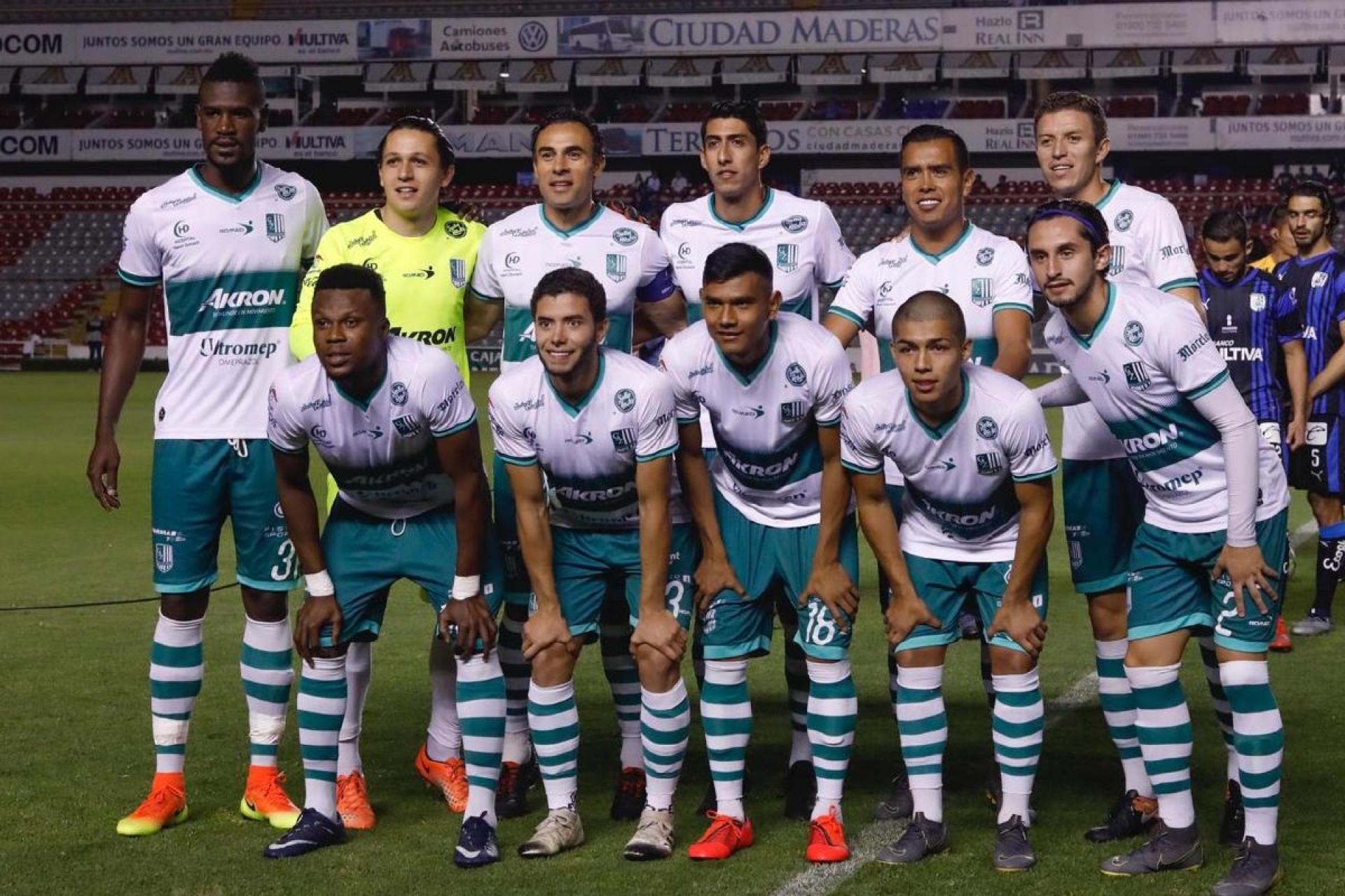 ¡Dedíquenselo a Larios!