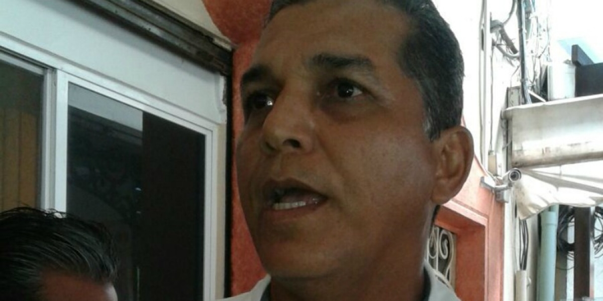 Denuncian ciudadanos al líder nacional de "Avancemos México" por presunto fraude