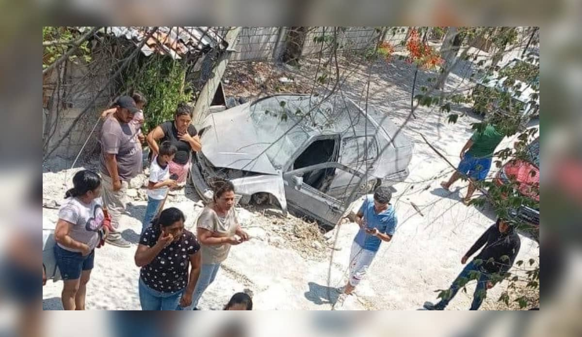 Dos alumnos de la EES de El Jicarero sufrieron heridas en un choque