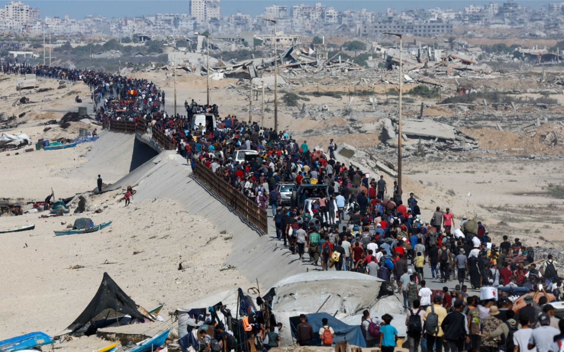 Palestinos regresan a Gaza tras alto al fuego entre Hamás e Israel