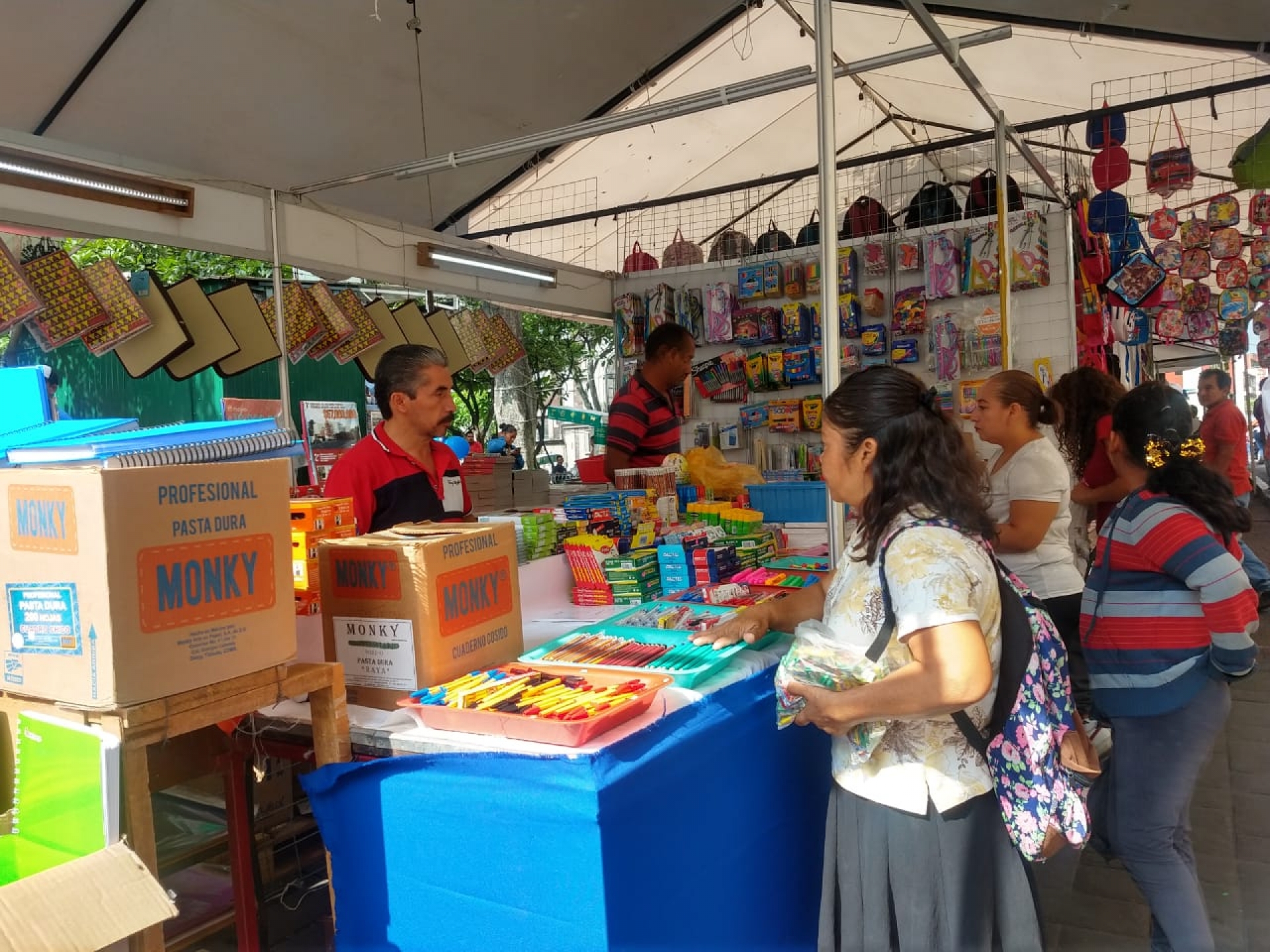 Instalan 'Feria de regreso a clases 2019', en Cuernavaca