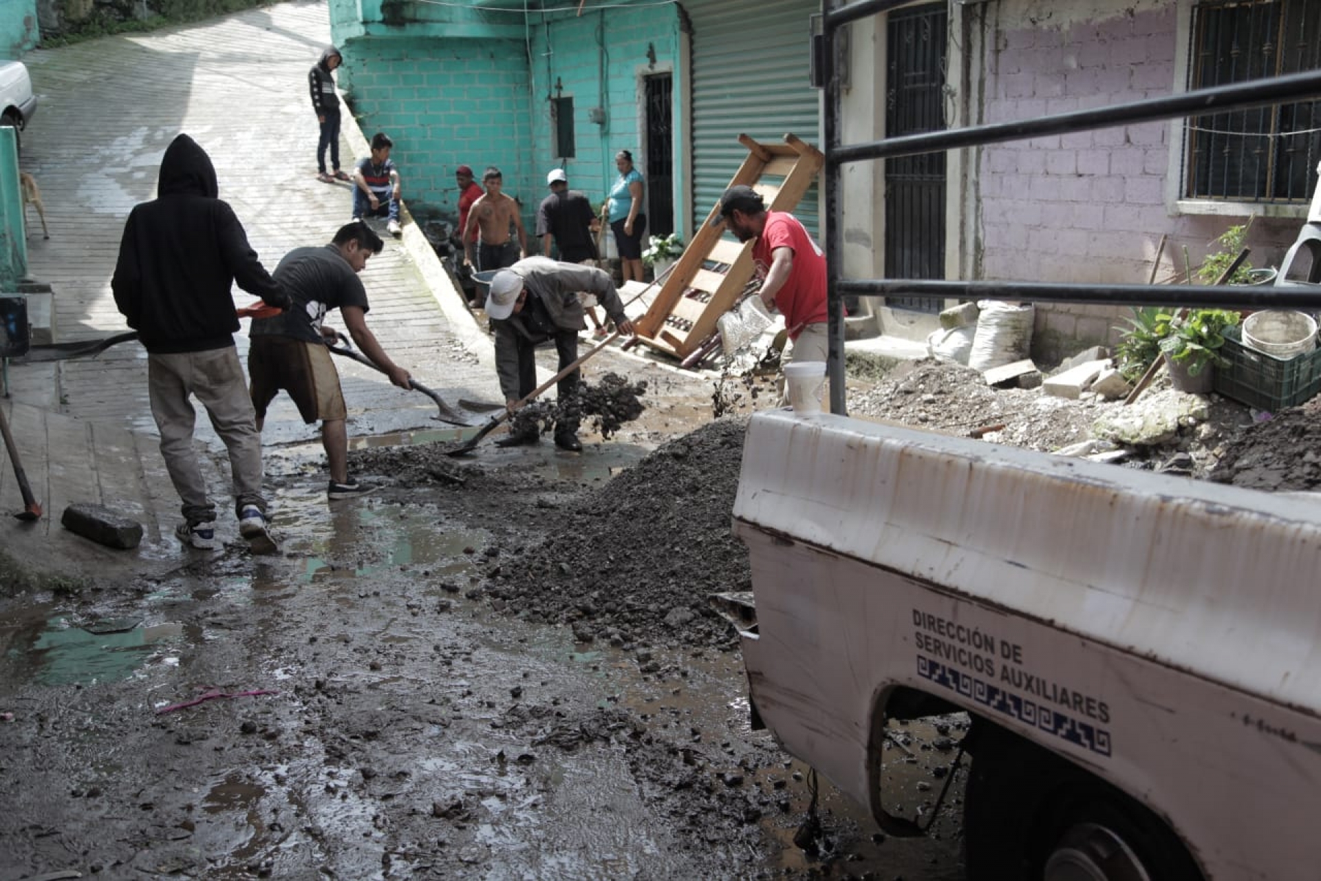 Atiende Ayuntamiento de Cuernavaca a familias afectadas por el torrencial de lluvia