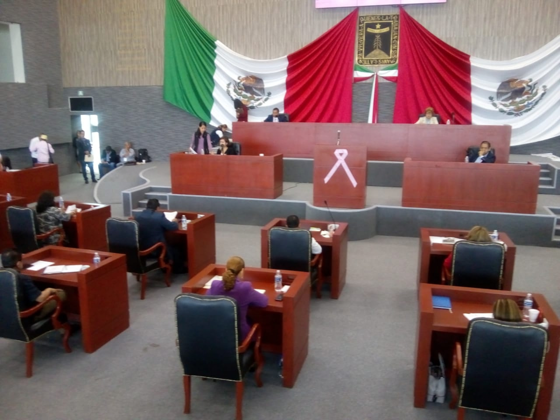 Aprueban reformar la estructura del gobierno estatal